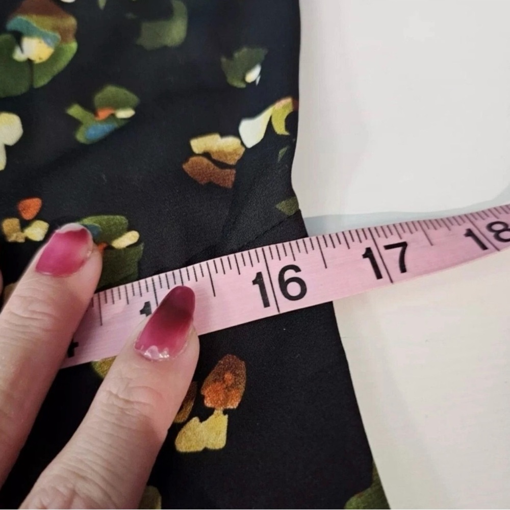 Cabi - Floral Blouse - Picture 8 of 9